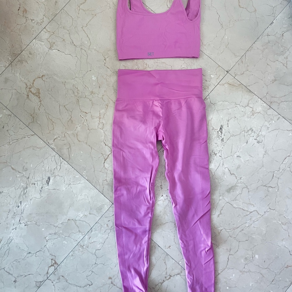 Sports Bra and Leggings Set